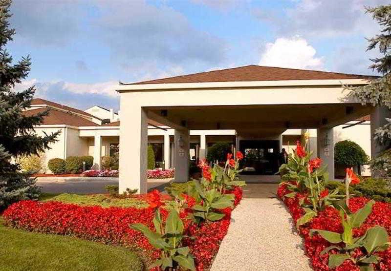 Courtyard By Marriott Memphis Airport Hotel Exterior photo